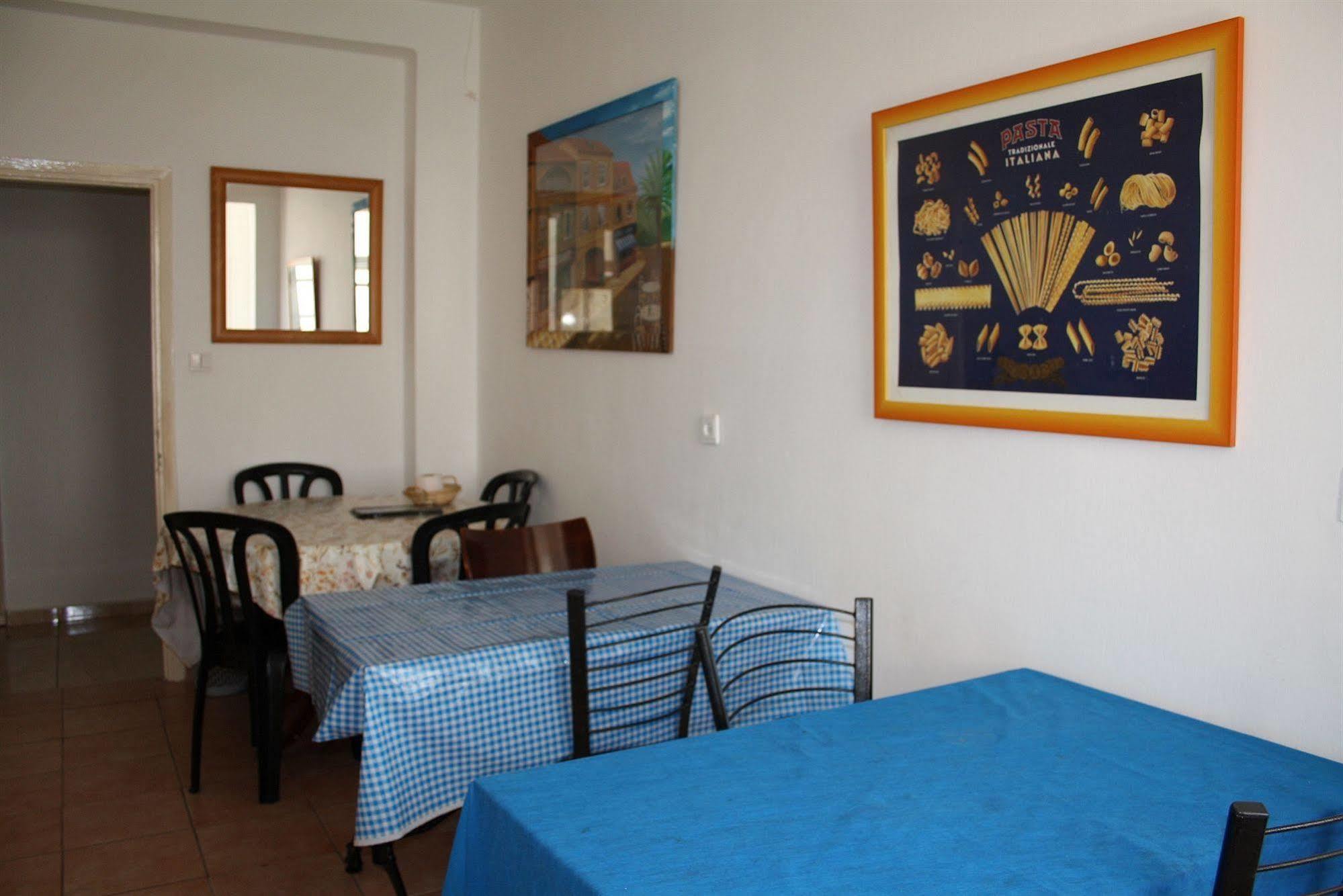Ga'Aton Motel Naharia Buitenkant foto